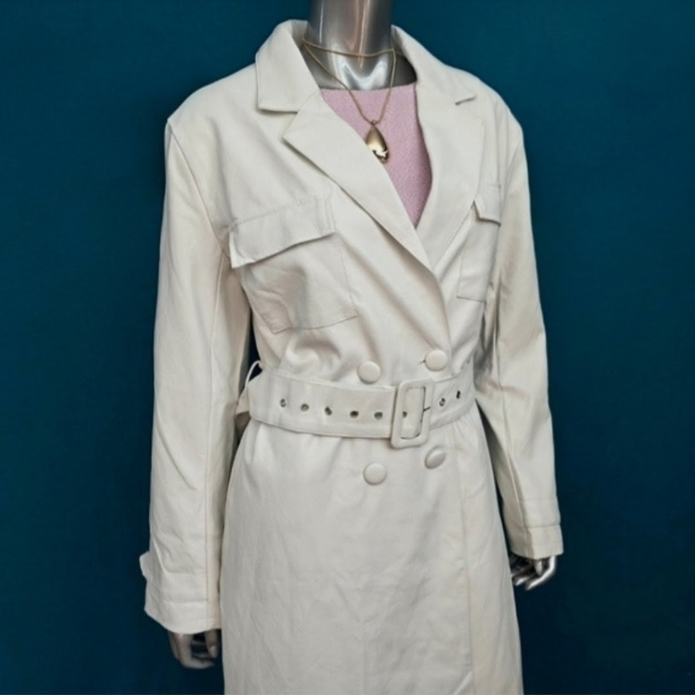 🆕️ 🌸 NASTY GAL White Belted Double Breasted Faux Leather Trench Coat // (NWT)